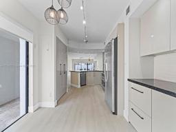 Picture of 3501 Magellan Cir # 638, Aventura, FL 33180