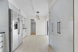 Picture of 3501 Magellan Cir # 638, Aventura, FL 33180