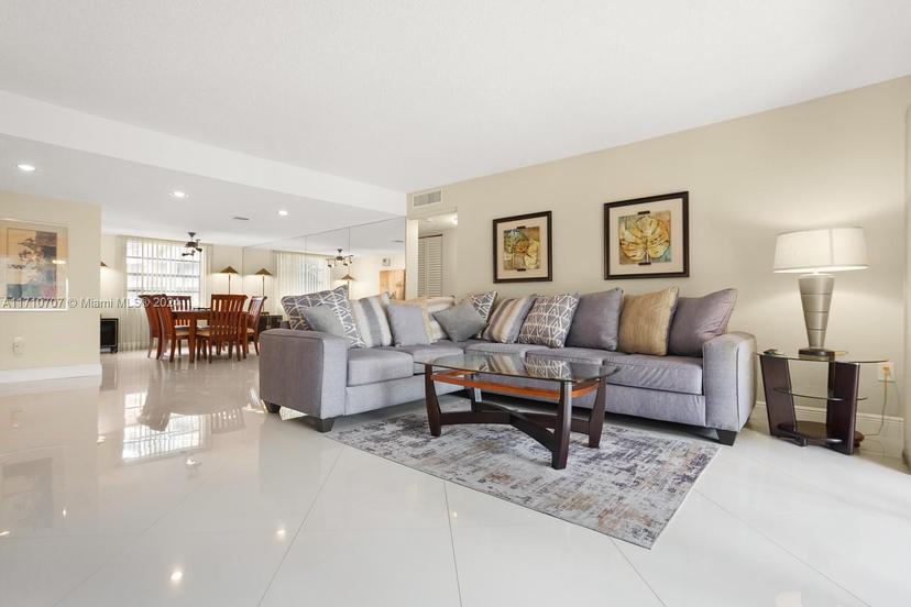 Picture of 3930 Inverrary Blvd # D, Lauderhill FL 33319