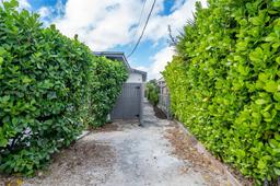 Picture of 2230 SW 60Th Ct, Miami, FL 33155