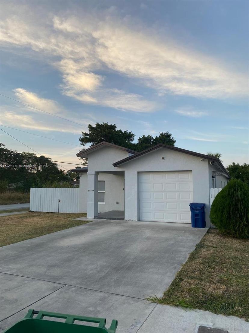 Picture of 12199 SW 220Th St, Miami FL 33170