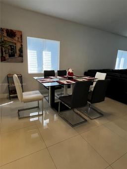 Picture of 12199 SW 220Th St, Miami, FL 33170