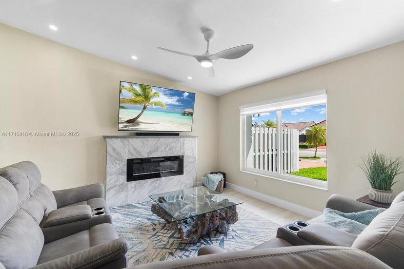 Picture of 5552 SW 144Th Ct, Miami FL 33175