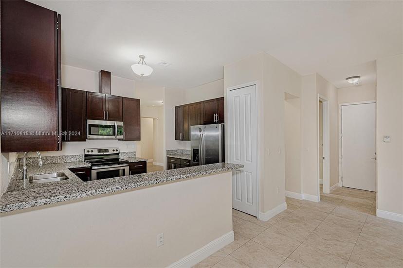 Picture of 9334 SW 173Rd Ter, Palmetto Bay FL 33157