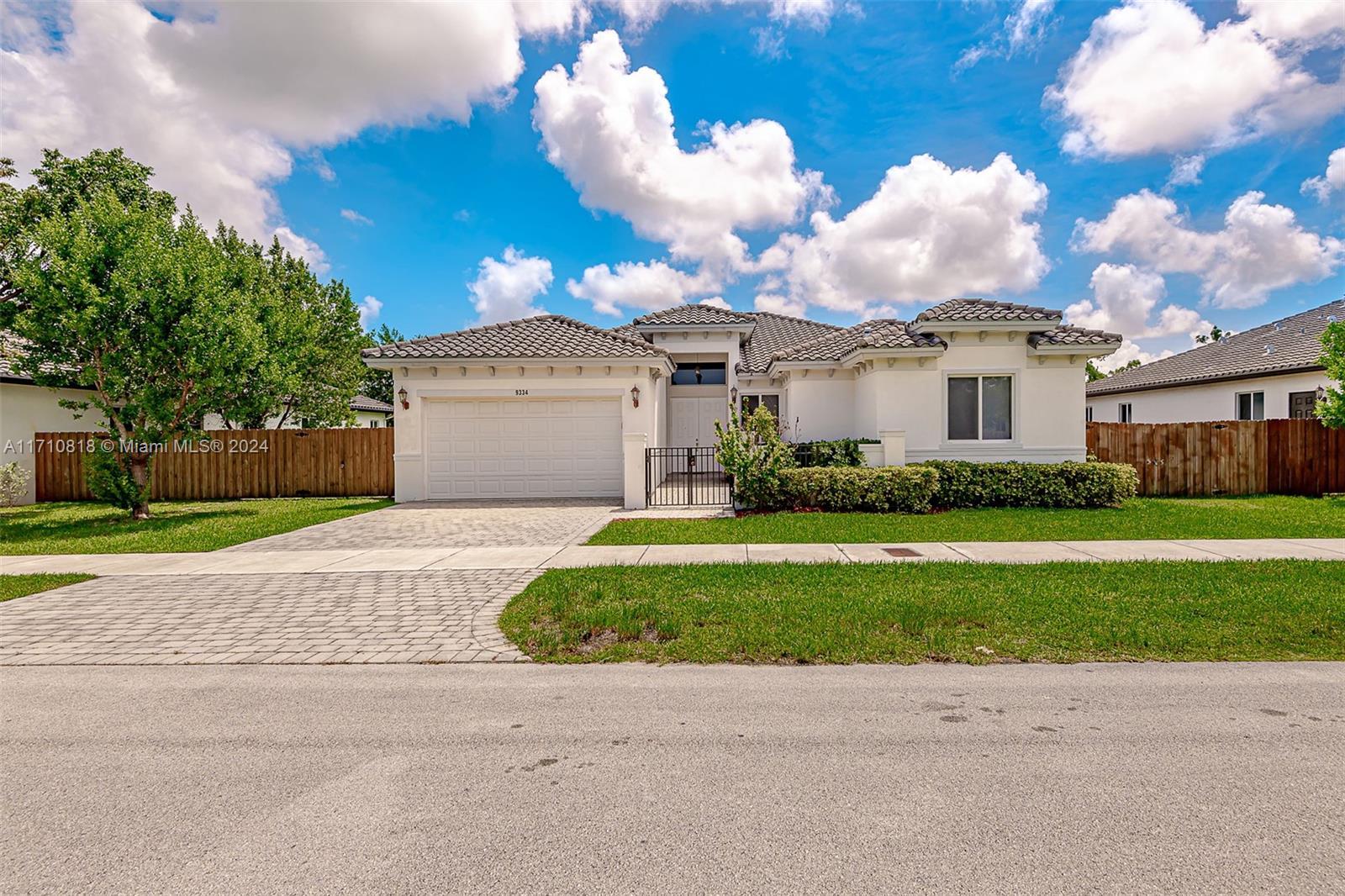 Picture of 9334 SW 173Rd Ter, Palmetto Bay, FL 33157