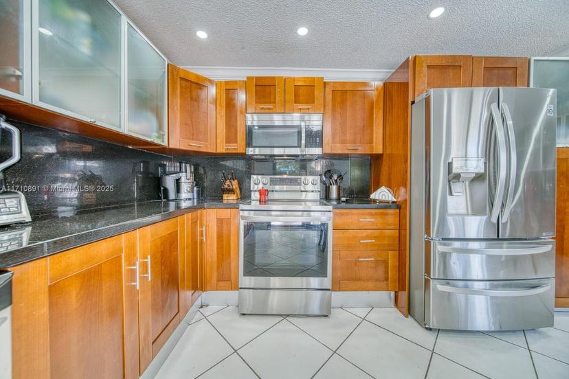 Picture of 10001 SW 147Th Pl, Miami FL 33196