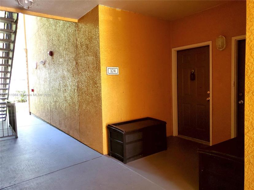 Picture of 6169 Metrowest Blvd # 104, Other City - In The State Of Florida FL 32835