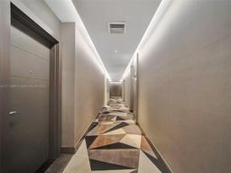 Picture of 17301 Biscayne Blvd # 2008, North Miami Beach, FL 33160