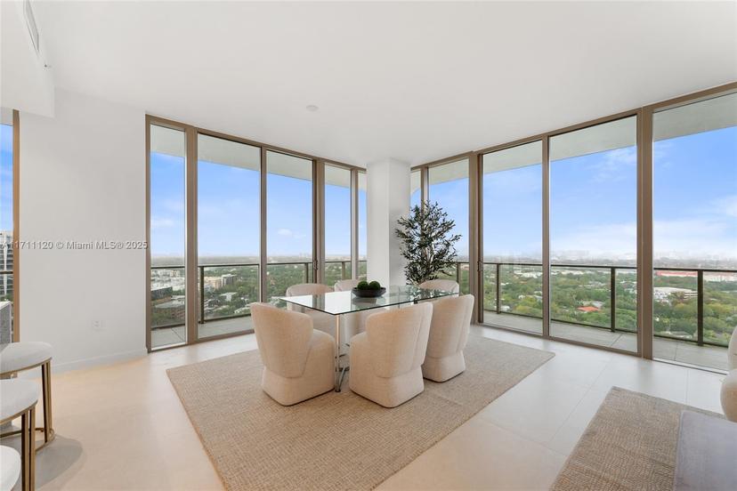 Picture of 2678 Tigertail Av # 2001, Miami FL 33133