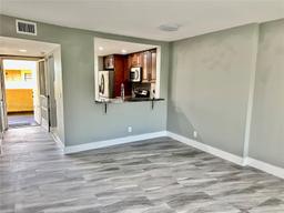 Picture of 6575 W Oakland Park Blvd # 505, Lauderhill, FL 33313
