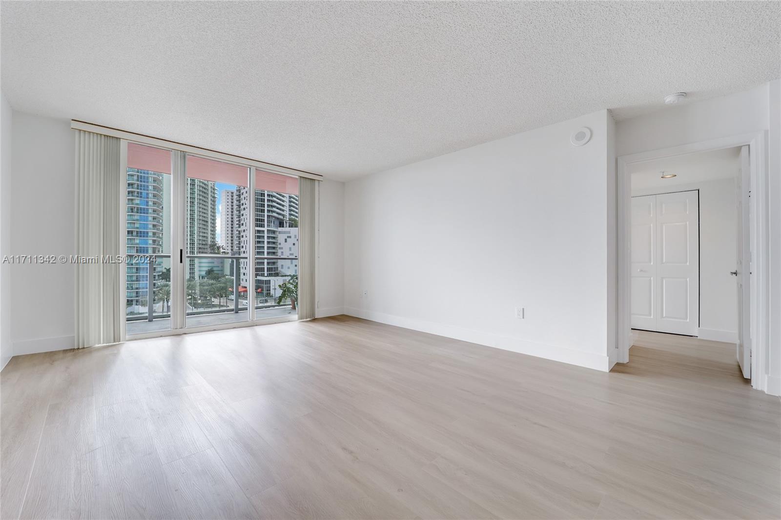 Picture of 1155 Brickell Bay Dr # 609, Miami, FL 33131