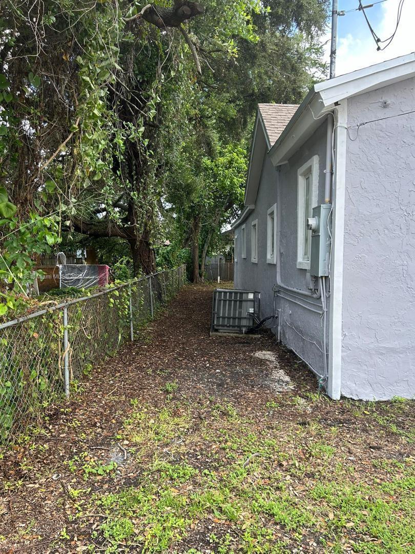 Picture of 1726 NW 63Rd St, Miami FL 33147