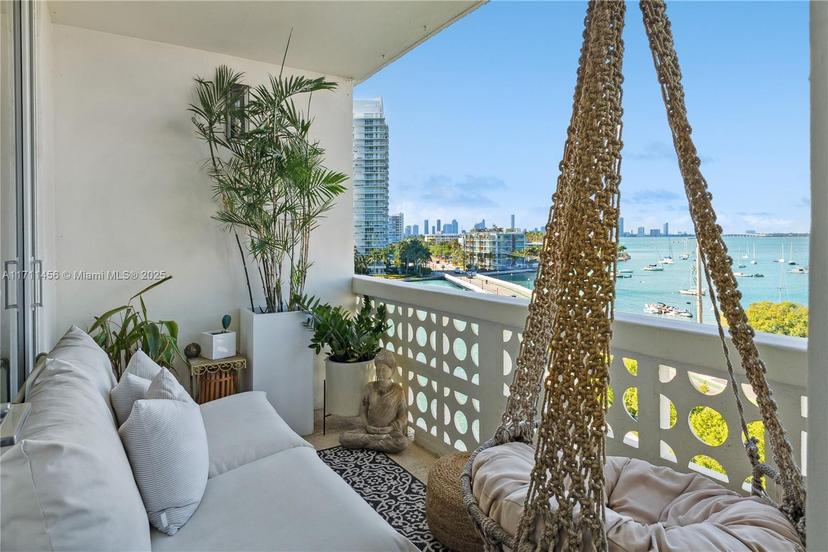 Picture of 1670 Lincoln Ct, Miami Beach FL 33139
