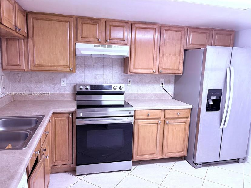 Picture of 401 SW 113Th Way # 401, Pembroke Pines FL 33025