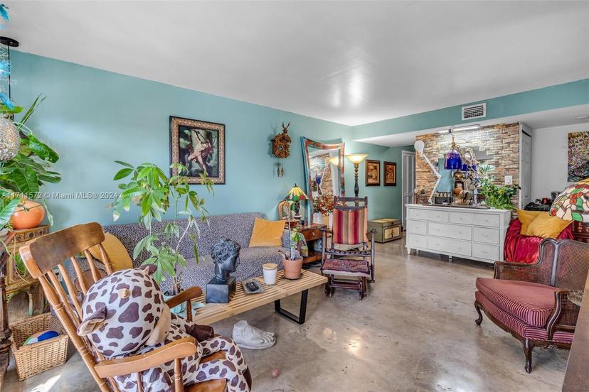 Picture of 1455 West Ave # 304, Miami Beach FL 33139