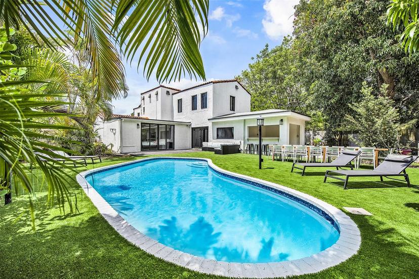 Picture of 577 NW 120Th St, Miami FL 33168
