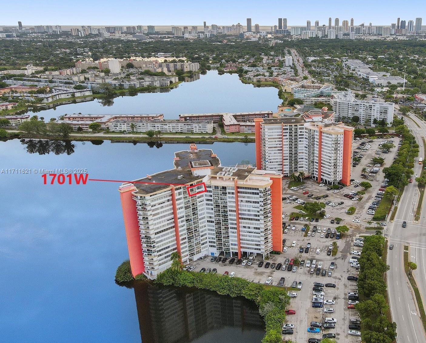 Picture of 1301 NE Miami Gardens Dr # 1701W, Miami, FL 33179