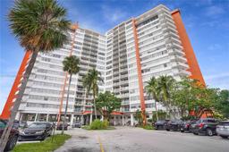 Picture of 1301 NE Miami Gardens Dr # 1701W, Miami, FL 33179