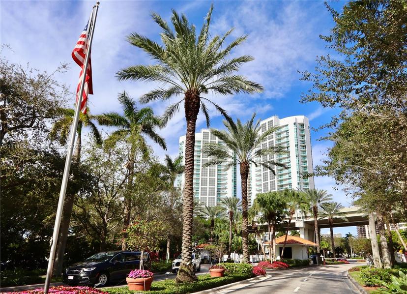 Picture of 3600 Mystic Pointe Dr # 115, Aventura FL 33180
