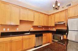 Picture of 3600 Mystic Pointe Dr # 115, Aventura, FL 33180