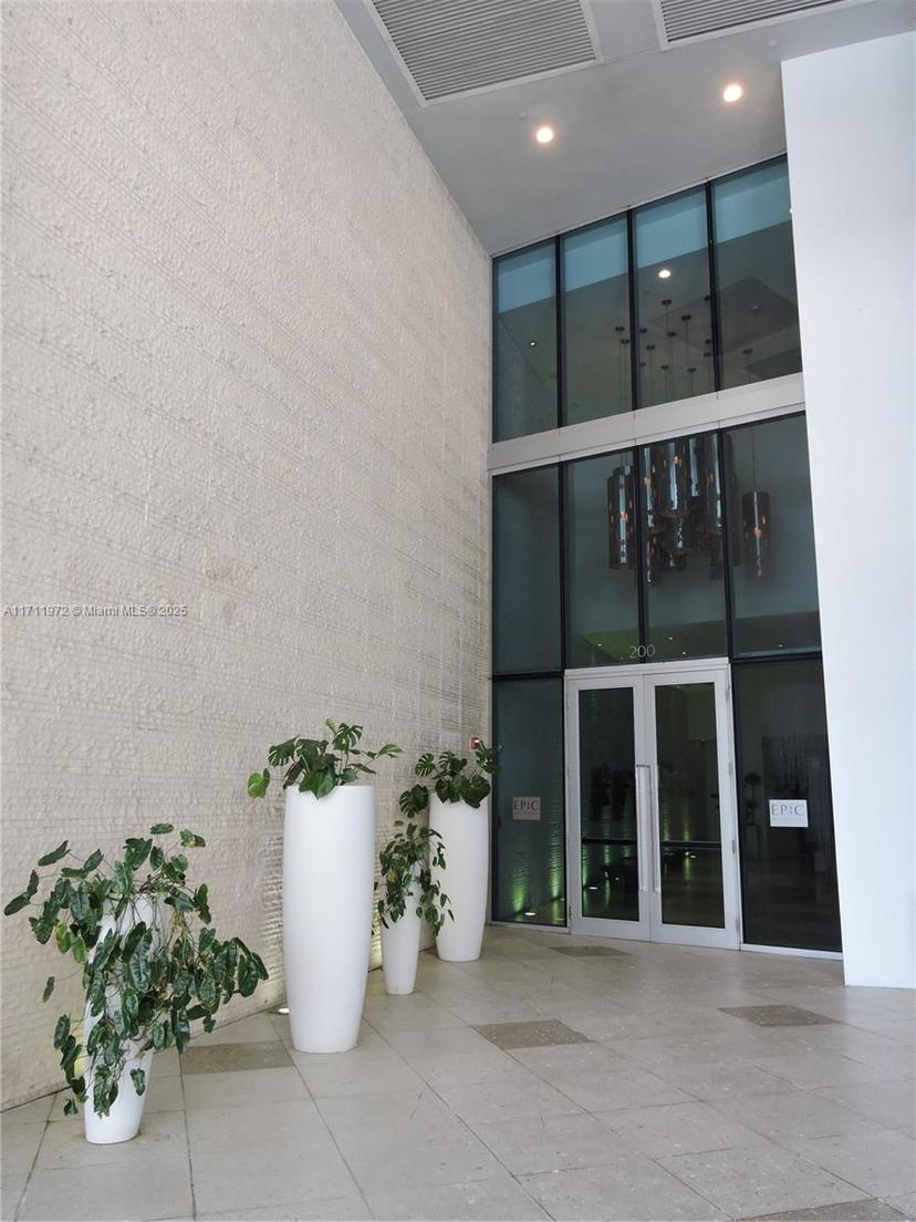 Picture of 200 Biscayne Boulevard Way # 3109, Miami FL 33131