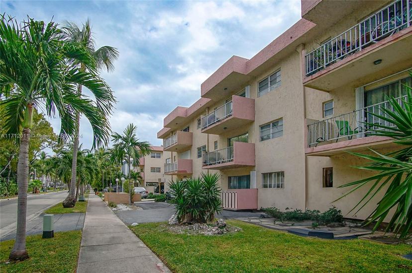Picture of 3522 NE 171St St # 308, North Miami Beach FL 33160