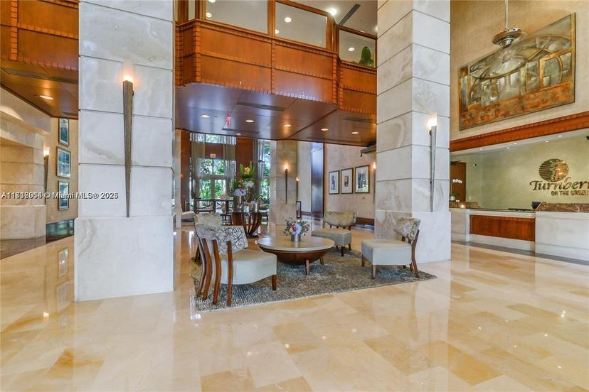 Picture of 19501 W Country Club Dr # 912, Aventura FL 33180