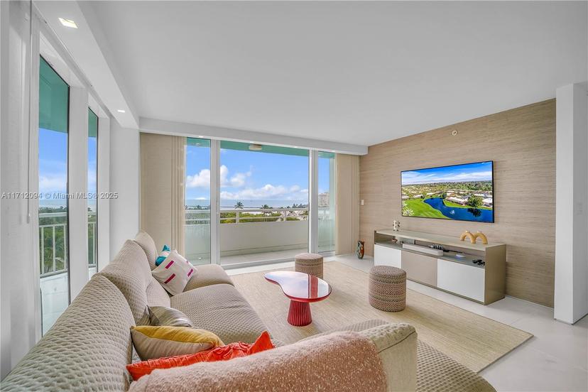 Picture of 400 S Pointe Dr # 604, Miami Beach FL 33139