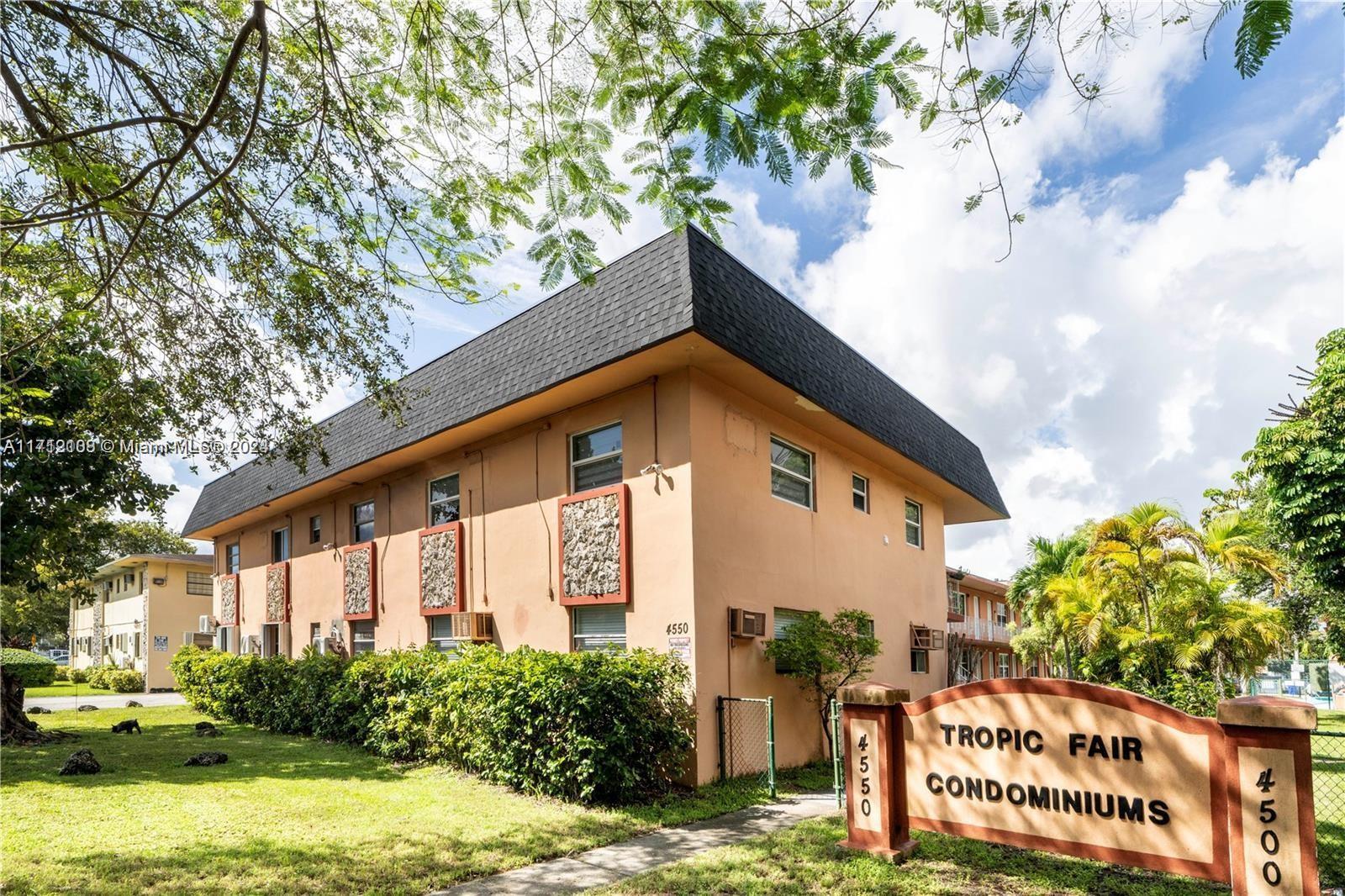 Picture of 4550 SW 67Th Ave # 9, Miami, FL 33155