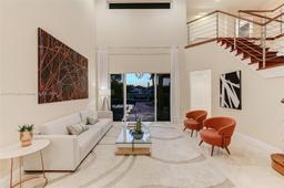 Picture of 1018 Waterside Cir, Weston, FL 33327