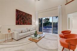 Picture of 1018 Waterside Cir, Weston, FL 33327