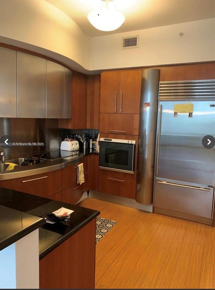Picture of 18101 Collins Ave # 606, Sunny Isles Beach FL 33160