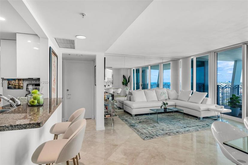 Picture of 1500 Ocean Dr # 05, Miami Beach FL 33139