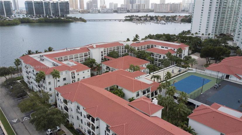Picture of 3255 NE 184Th St # 12401, Aventura FL 33160