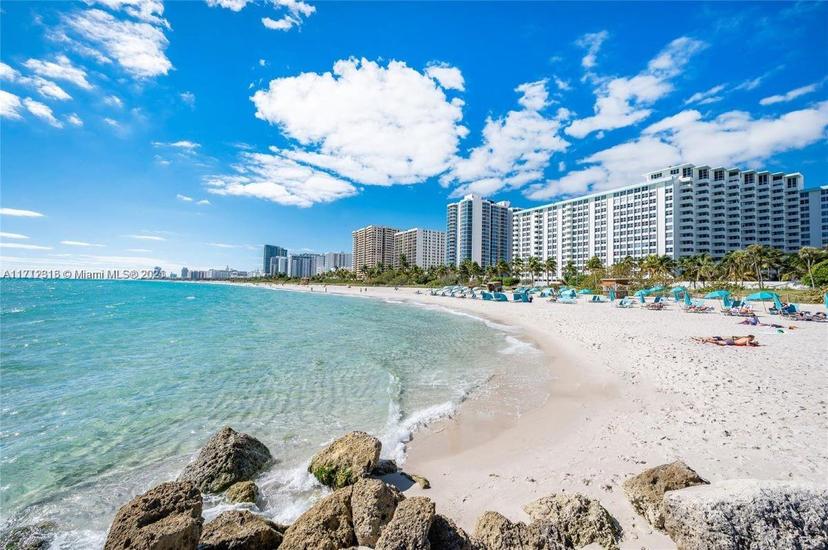 Picture of 2899 Collins Ave # 1516, Miami Beach FL 33140