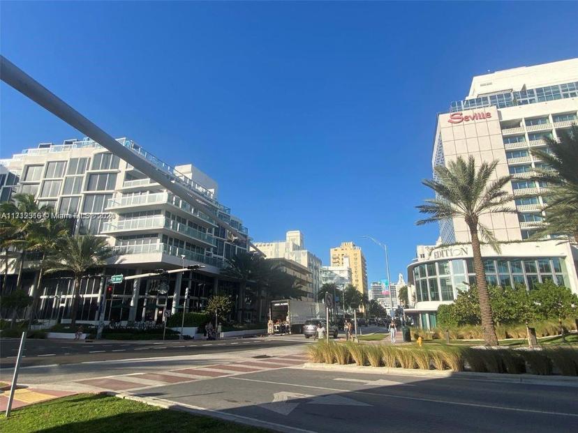 Picture of 2899 Collins Ave # 1516, Miami Beach FL 33140