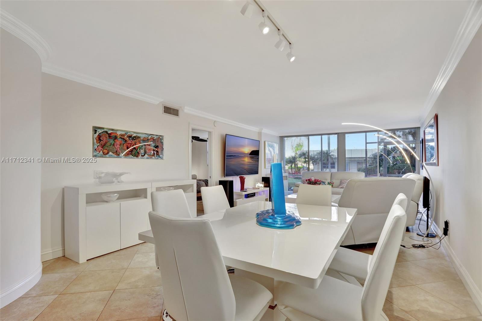 Picture of 2731 NE 14Th St Cswy # 115, Pompano Beach, FL 33062