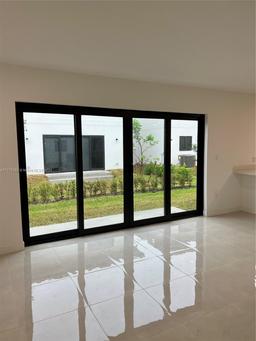 Picture of 1180 NW 1St St, Florida City, FL 33034