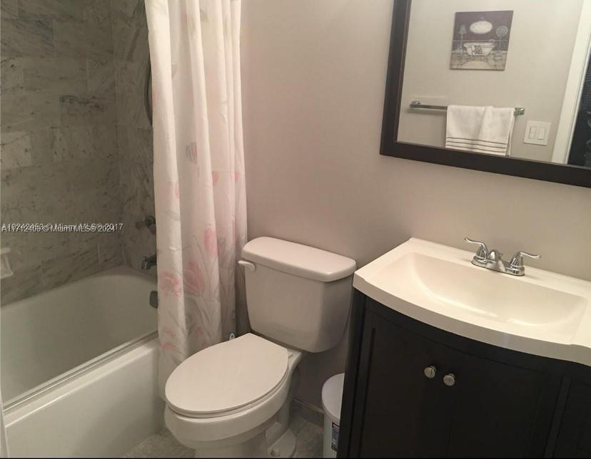 Picture of 311 S Hollybrook Dr # 202, Pembroke Pines FL 33025