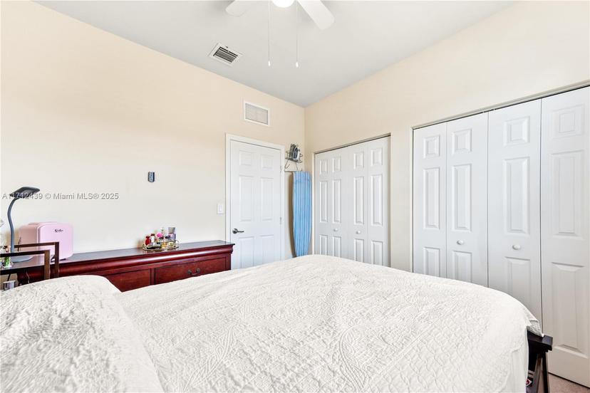 Picture of 3217 SE 4Th Ct # 3217, Homestead FL 33033