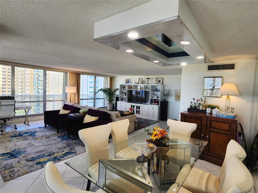 Picture of 2751 S Ocean Dr # 1001N, Hollywood FL 33019