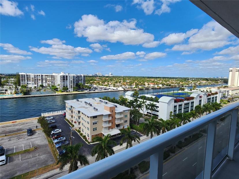 Picture of 2751 S Ocean Dr # 1001N, Hollywood FL 33019