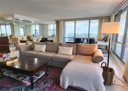 Picture of 2751 S Ocean Dr # 1001N, Hollywood, FL 33019