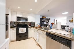 Picture of 1621 Collins Ave # 302, Miami Beach, FL 33139