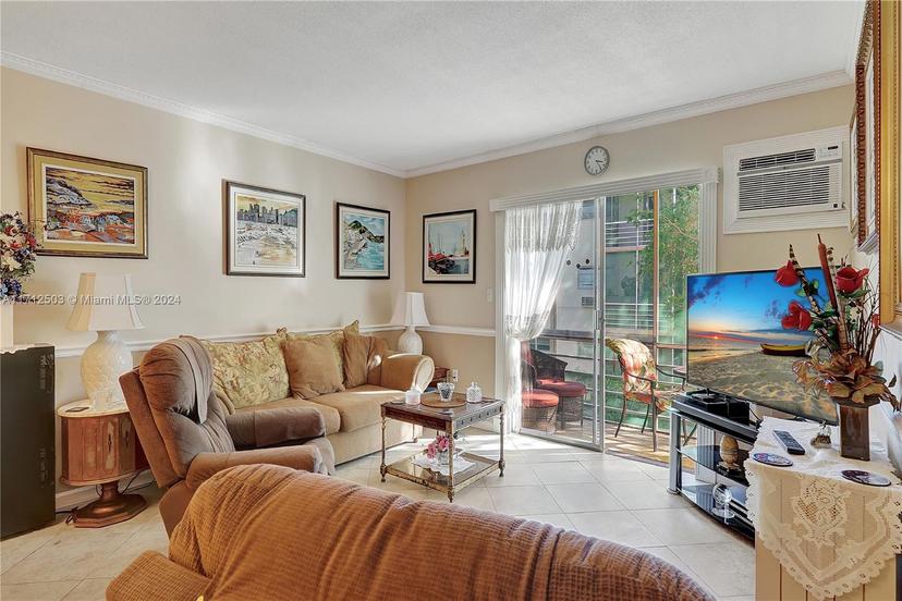 Picture of 16750 NE 14Th Ave # 212, Miami FL 33162