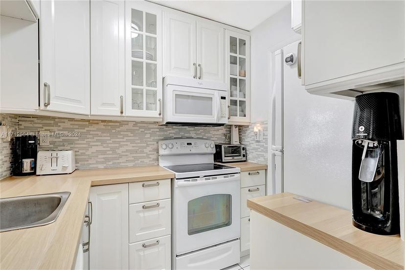 Picture of 17050 NE 14Th Ave # 315, North Miami Beach FL 33162