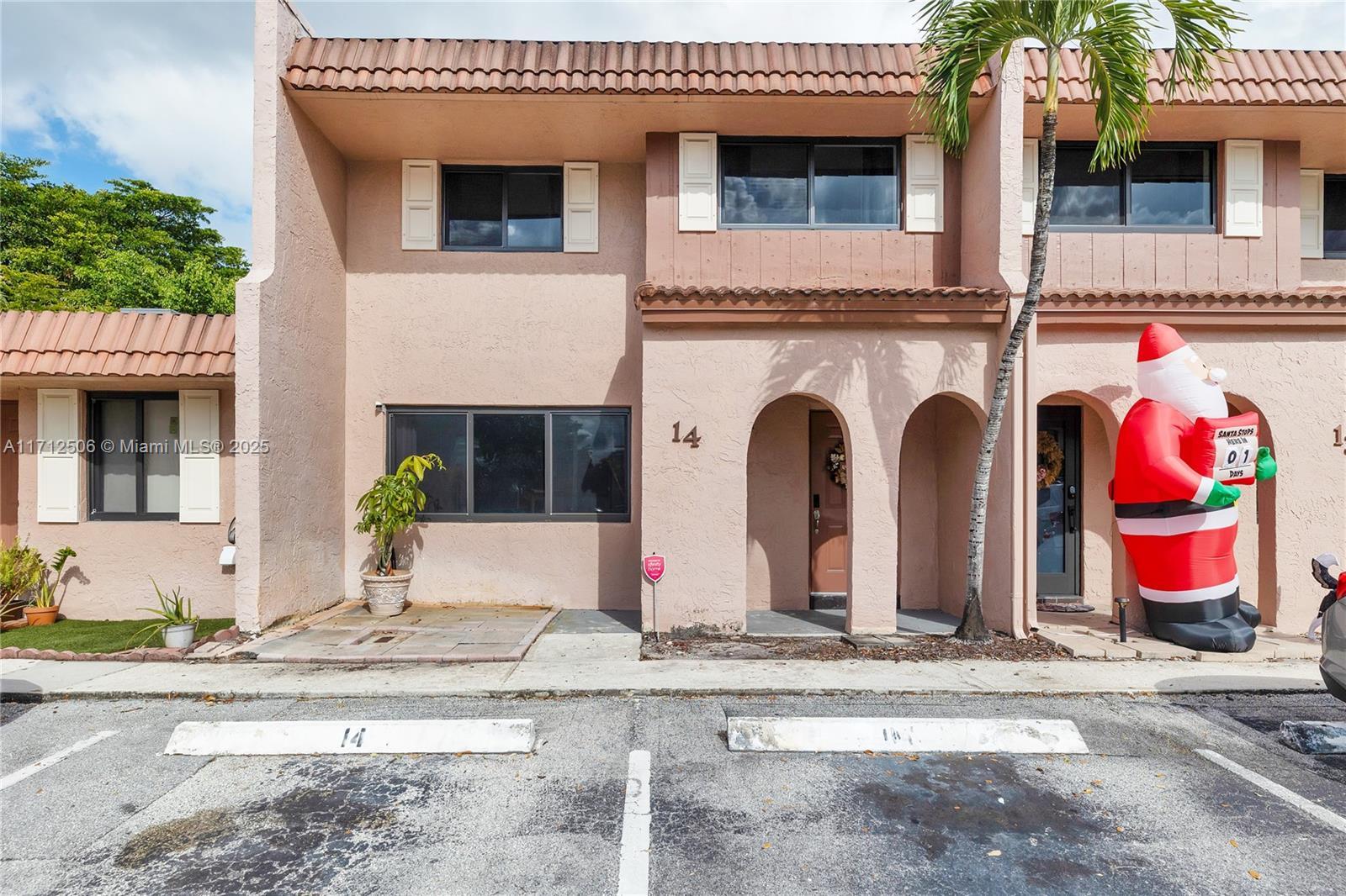 Picture of 14 Seville Cir # 54, Davie, FL 33324