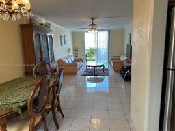 Picture of 720 Collins Ave # 404, Miami Beach, FL 33139