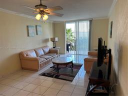 Picture of 720 Collins Ave # 404, Miami Beach, FL 33139
