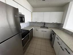 Picture of 1500 Bay Rd # 1070S, Miami Beach, FL 33139